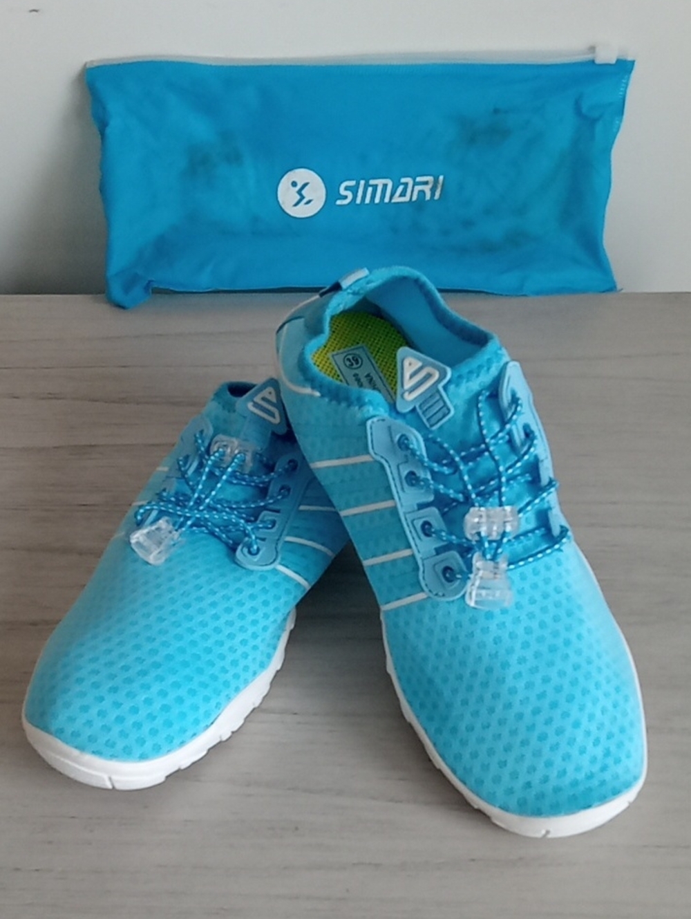 Aqua shoes